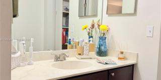 450 Commodore Dr Gallery 11