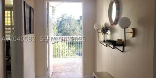 550 Oaks Ln Gallery 12