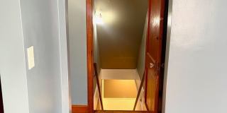 Very Unique 5 Bedroom Home on Large Lot Gallery 56