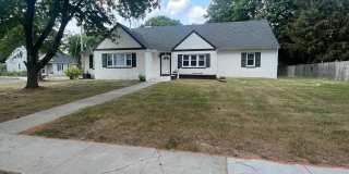 121 UNIVERSITY Boulevard Gallery 1