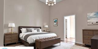 533 Leath Street Gallery 24