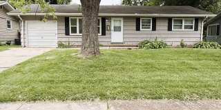 3 bed 1 bath - Ferguson - park like back yard Gallery 1
