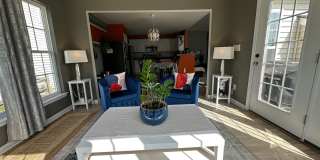 Room in 3 Bedroom Home at Sunburst Ln Gallery 16
