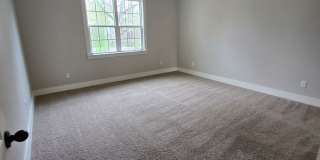 Modern and Spacious 4 bedroom home in Olive Branch for Lease Gallery 21