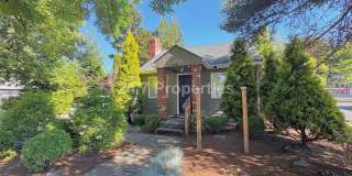 Remodeled 2 BD | 1.5 BA Home w/ Large Yard - Milwaukie Gallery 1