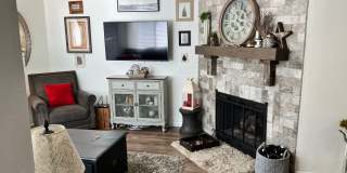 Cozy two bedroom Lake Village Condo available September 14th Gallery 1