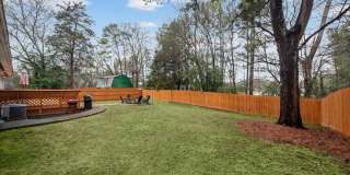 414 Charles Place Gallery 40