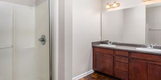 Marshall Square Apartments Gallery 22