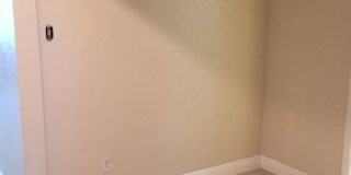 Large 3-2 with a carport Gallery 12