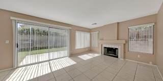 Green Valley Home! Beautiful &  Spacious! Stainless steel appliances! Washer & dryer! No pets! Gallery 20