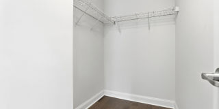 7140 BANBURY Drive Gallery 33