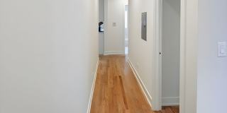 Brand New Renovation, 2bed/1bath Apartment in Historic Ravenswood Manor Neighborhood Gallery 4