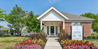 Templeton Crossing & Noble Park Gallery 1