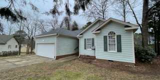 Charming 3-Bedroom in Fuquay! Gallery 1