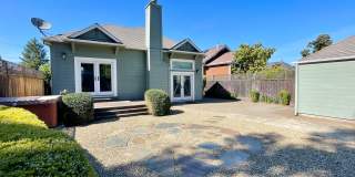 Charming Home on Cul-de-Sac w/Jacuzzi, Fireplace, Garage || Minutes from Downtown Napa! Gallery 28