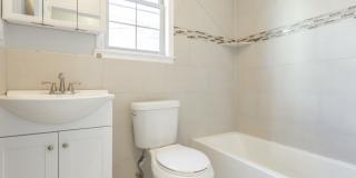 2534 Amber Street - B Gallery 13