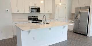 1122 Clay Blvd Gallery 9