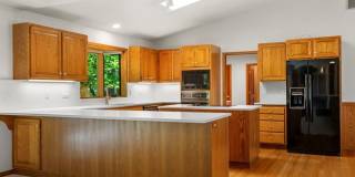 Stunning Custom Home 4 Bedroom in the Gated Mountain High Golf Community! Stunning Custom Home 4 Bedroom in the Gated Mountain High Golf Community! Gallery 16