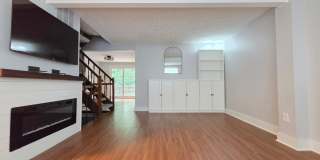 Beautiful Newington Forest Townhome Gallery 6