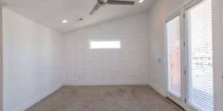 3 Beds 2.5 Baths Single-Family Urban Home Gallery 21