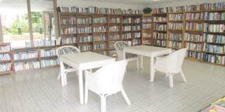 411 Hobron Lane Gallery 21