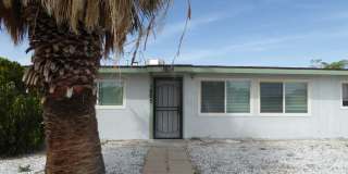 PLEASE CONTACT VAUGHN REALTY TO SET UP AN APPOINTMENT (760)446-6561 Gallery 1