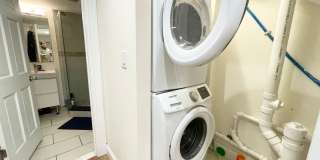 Beautiful 6 Bed Condo Style Apartment Available 9/1/26 Gallery 8