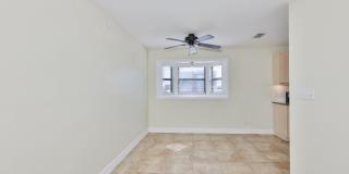 1 Bedroom Beachfront Condo, Steps away from Beach Access! Gallery 12