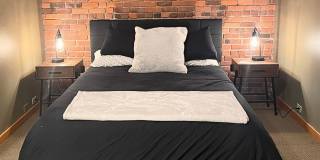 Beautiful Furnished Downtown Loft Coming available May 1st! Beautiful Furnished Downtown Loft Coming available May 1st! Gallery 7