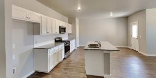 4 Bedroom 2 Bathroom 2 Car Garage Home in Oakdale School District Gallery 6