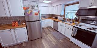13 S Orchard St. (6 BR+) Gallery 20