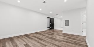 180 Carroll St Gallery 17