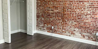 Emhardt Apartments Gallery 7