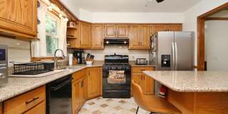 Spacious Home for Rent! Gallery 12