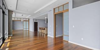 1100 S Hope St Gallery 15