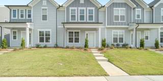 Like A Brand New 3 Bedroom Townhome in the heart of Steele Creek Area Gallery 1