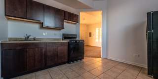 1630 S Sawyer Ave Gallery 29