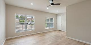 Stylishly Remodeled Home, Two Primary Suites and Unbeatable South Austin Location! Gallery 15