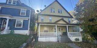 916-918 Grandview Street - 916 Gallery 1