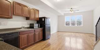 1218 S 45TH ST #1ST FLOOR Gallery 3
