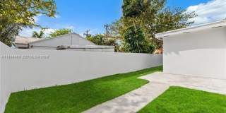 8246 NE 2nd Ct MIAMI, FL 33138 Gallery 40