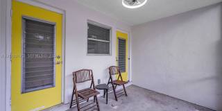 808 SW 12th Ct Gallery 30