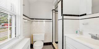 203 COMMONWEALTH Avenue Gallery 11