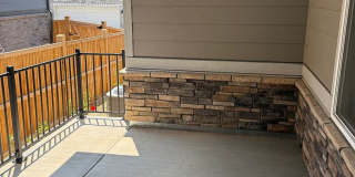 Spacious 3BR House in Aurora Gallery 17