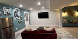 4563 SHAKESPEARE Circle Gallery 2