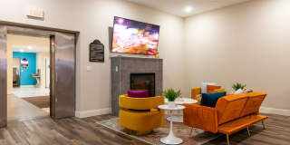 The Residence at 1000 Elm Gallery 59