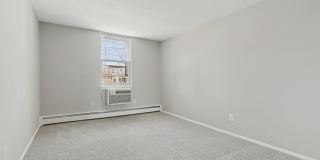 450 Green Apartments Gallery 7