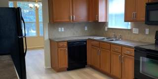 Bright & Spacious 3BR/2.5BA with Loft and Two-Car Garage in Sendero Springs Gallery 9