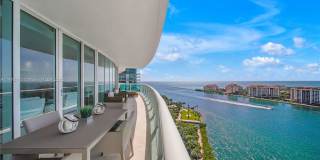 100 South Pointe Drive Gallery 4