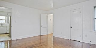 1524 Northeast 8th Street Gallery 19